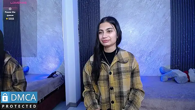 SolBeaumont1 online show from 02-08-25, 08:32