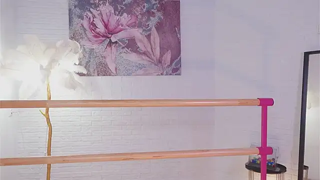 Snapshot of lylylovesyou chatting on 03-15-25, 08:58 lylylovesyou online show from 03-15-25, 08:58