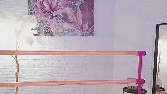 Snapshot of lylylovesyou chatting on 03-20-25, 09:04 lylylovesyou online show from 03-20-25, 09:04