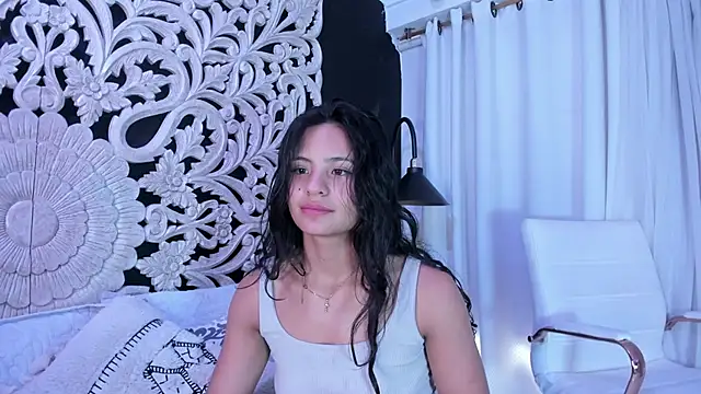 Snapshot of Mindy_sweety chatting on 01-15-26, 01:05 Mindy sweety online show from 01-15-26, 01:05