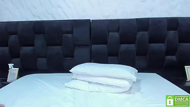 Kaylee sweet 1 online show from 03-05-25, 06:33