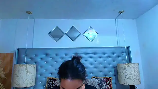 EileenBenzon online show from 10-01-25, 04:07