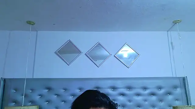 Snapshot of EileenBenzon chatting on 05-21-26, 02:13 EileenBenzon online show from 05-21-26, 02:13