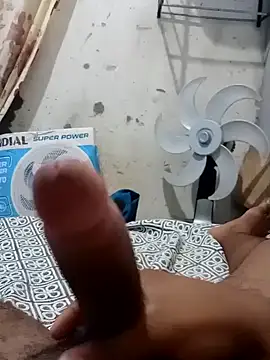 Snapshot of kaua_rola_de_mel chatting on 01-01-25, 02:09 kaua rola de mel online show from 01-01-25, 02:09