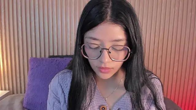 lana dol online show from 11-18-25, 01:04