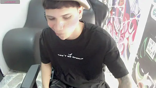 Snapshot of Brayan_lopezz chatting on 01-27-25, 12:48 Brayan lopezz online show from 01-27-25, 12:48