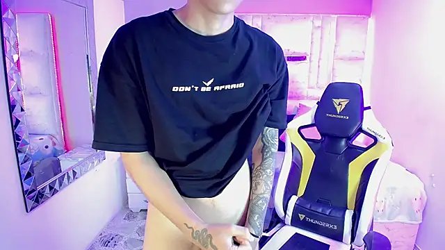 Snapshot of Brayan_lopezz chatting on 01-27-25, 03:50 Brayan lopezz online show from 01-27-25, 03:50