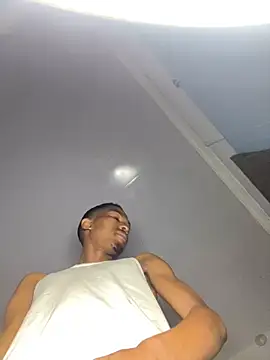 Snapshot of BlueIceCube chatting on 01-04-25, 03:29 BlueIceCube online show from 01-04-25, 03:29