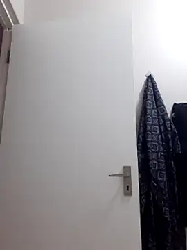 Snapshot of MIGHTY_MAGNUM chatting on 12-18-24, 08:57 MIGHTY MAGNUM online show from 12-18-24, 08:57