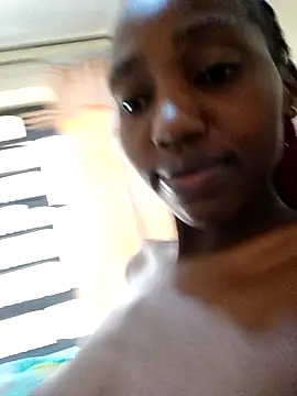 Snapshot of Beee25 chatting on 12-01-25, 08:52 Beee25 online show from 12-01-25, 08:52