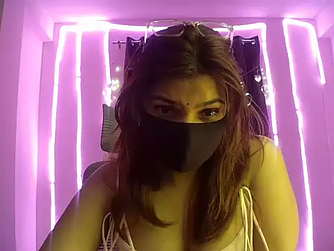 Snapshot of your_pokkie chatting on 01-28-25, 06:49 your pokkie online show from 01-28-25, 06:49