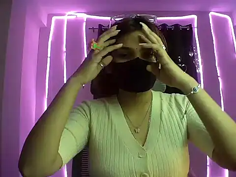 Snapshot of your_pokkie chatting on 01-31-25, 08:54 your pokkie online show from 01-31-25, 08:54