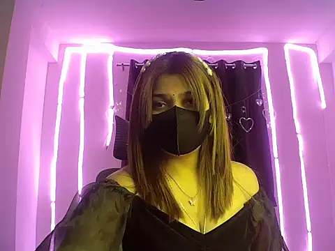 Snapshot of your_pokkie chatting on 02-02-25, 06:31 your pokkie online show from 02-02-25, 06:31