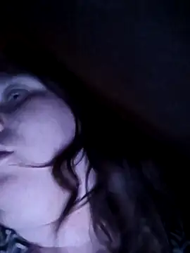 CurvyMilf1992 online show from 10-17-25, 06:54