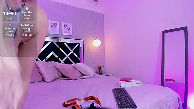 ibella7 online show from 11-21-25, 07:34