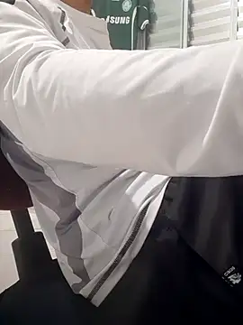 Snapshot of bbehemothh chatting on 01-07-26, 02:25 bbehemothh online show from 01-07-26, 02:25