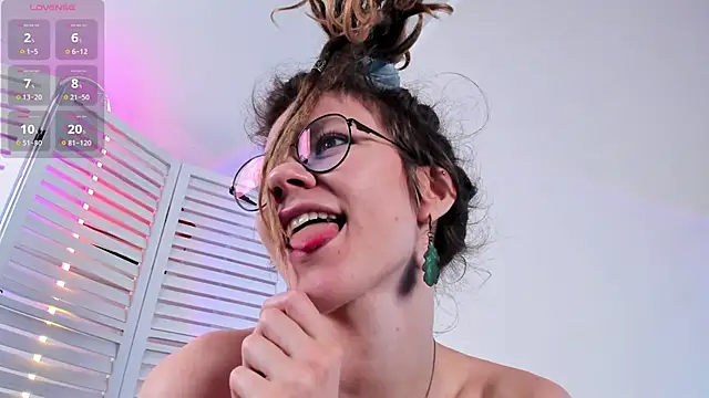 Rin Skylar online show from 03-18-25, 02:04