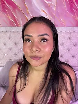 Snapshot of Rousse_blue chatting on 02-13-26, 04:08 Rousse blue online show from 02-13-26, 04:08