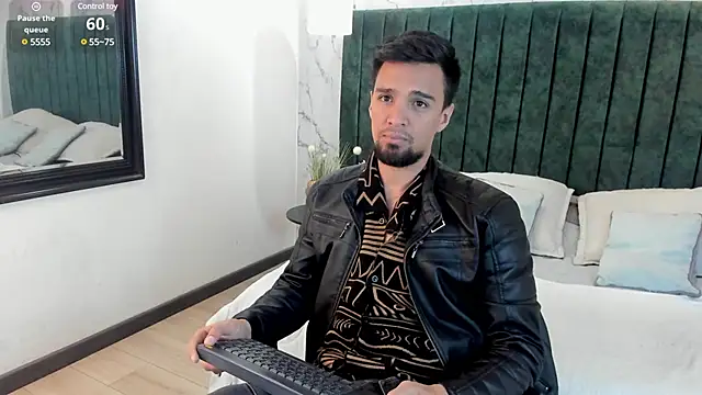 Snapshot of Edward_max chatting on 02-21-25, 03:34 Edward max online show from 02-21-25, 03:34
