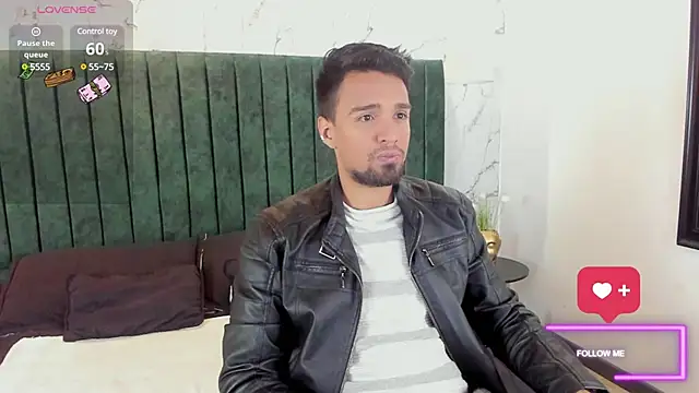 Snapshot of Edward_max chatting on 03-21-25, 03:33 Edward max online show from 03-21-25, 03:33