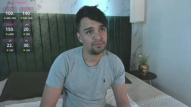 Snapshot of Edward_max chatting on 10-21-25, 03:29 Edward max online show from 10-21-25, 03:29