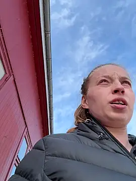 Hr Frk Olsen online show from 03-17-26, 11:57