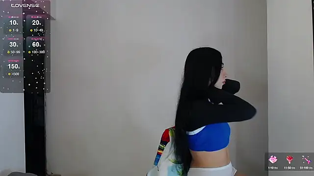 Snapshot of kloe_atlanta chatting on 03-05-25, 01:21 kloe atlanta online show from 03-05-25, 01:21