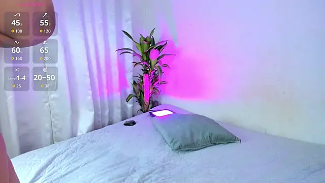 Snapshot of lanaa_paul1 chatting on 02-23-26, 10:51 lanaa paul1 online show from 02-23-26, 10:51