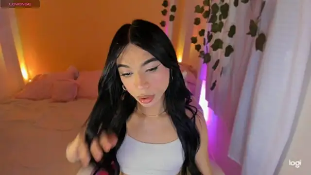 Snapshot of AndreaSweet_ chatting on 01-28-25, 01:49 AndreaSweet  online show from 01-28-25, 01:49