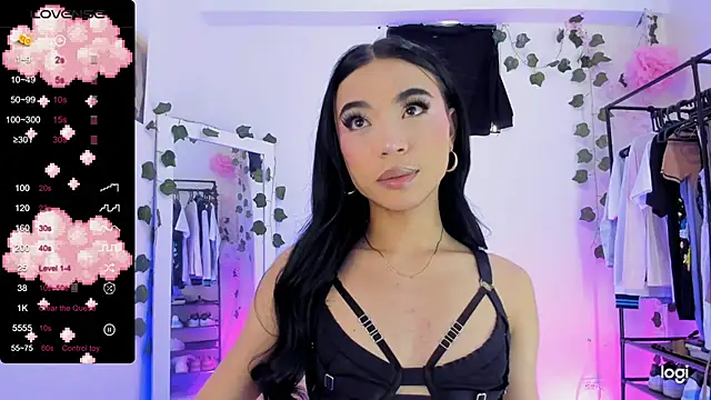 Snapshot of AndreaSweet_ chatting on 03-16-25, 08:32 AndreaSweet  online show from 03-16-25, 08:32