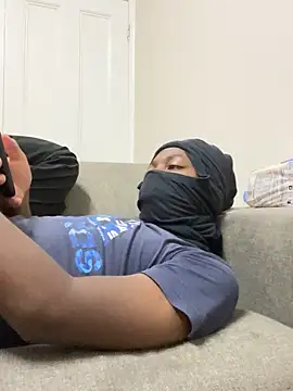 Snapshot of Mischevous_T69 chatting on 11-28-25, 05:26 Mischevous T69 online show from 11-28-25, 05:26