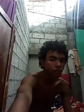 Snapshot of Reynold2608 chatting on 09-10-25, 07:47 Reynold2608 online show from 09-10-25, 07:47