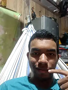 Snapshot of Reynold2608 chatting on 12-04-25, 03:27 Reynold2608 online show from 12-04-25, 03:27