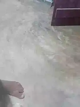 Snapshot of hass-925 chatting on 10-06-25, 12:41 hass-925 online show from 10-06-25, 12:41