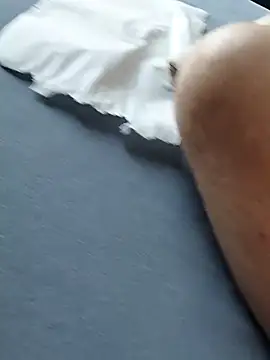 Snapshot of RLLrrr chatting on 03-15-26, 01:17 RLLrrr online show from 03-15-26, 01:17