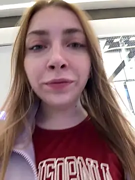 Sunny   Bunny online show from 09-18-25, 08:16