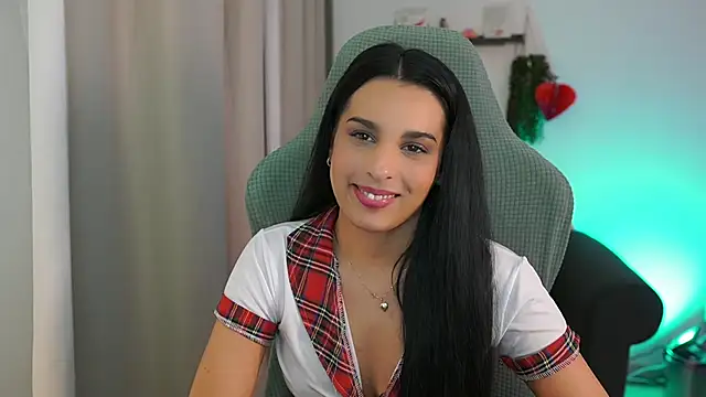 Snapshot of mila__denver chatting on 02-15-25, 05:17 mila denver online show from 02-15-25, 05:17