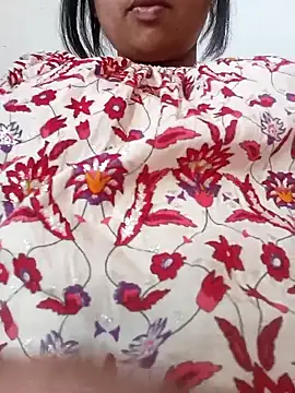 Snapshot of Priya_2222 chatting on 03-16-25, 07:26 Priya 2222 online show from 03-16-25, 07:26