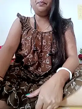 Snapshot of Priya_2222 chatting on 11-03-25, 06:03 Priya 2222 online show from 11-03-25, 06:03