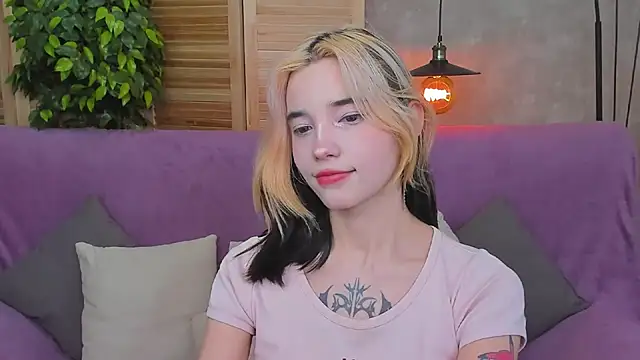 Snapshot of as1an_girlfriend chatting on 01-12-25, 07:11 as1an girlfriend online show from 01-12-25, 07:11