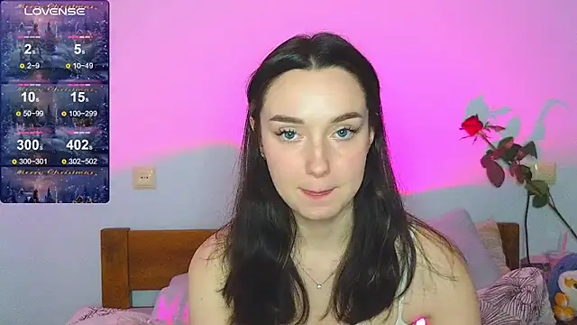 Snapshot of Wild_Sophie_ chatting on 12-19-24, 07:51 Wild Sophie online show from 12-19-24, 07:51