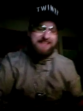 Ozomitro online show from 02-21-25, 10:37