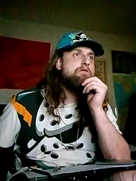 Ozomitro online show from 02-28-25, 04:53