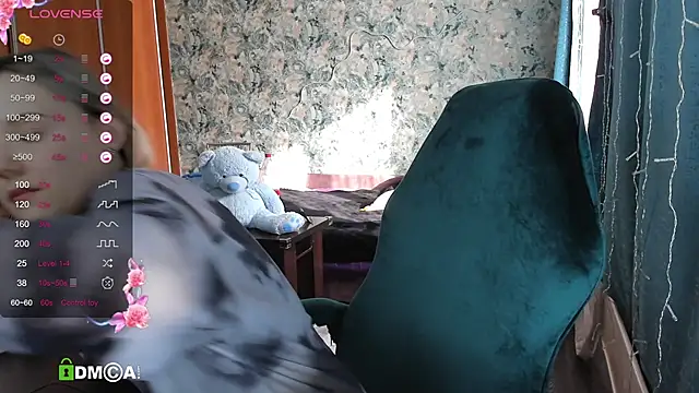 Your small bunny online show from 03-13-25, 09:32