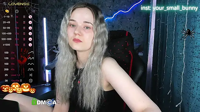 Your small bunny online show from 10-25-25, 02:08