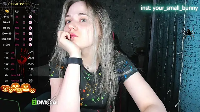 Your small bunny online show from 10-27-25, 02:04