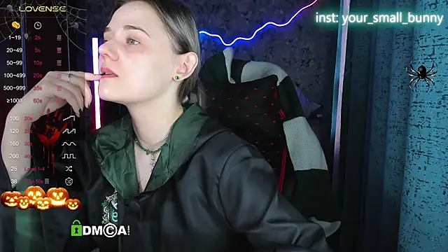 Your small bunny online show from 11-01-25, 02:13