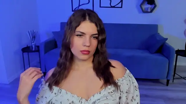 Snapshot of BellaSweetHeart chatting on 11-30-25, 05:17 BellaSweetHeart online show from 11-30-25, 05:17