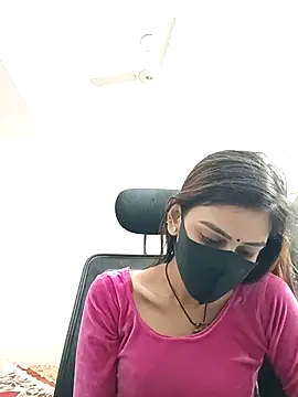 Snapshot of Tisha-01 chatting on 10-02-25, 04:14 Tisha-01 online show from 10-02-25, 04:14