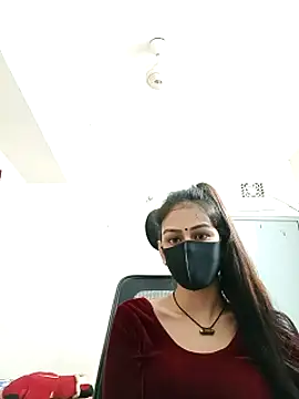 Snapshot of Tisha-01 chatting on 10-28-25, 03:43 Tisha-01 online show from 10-28-25, 03:43